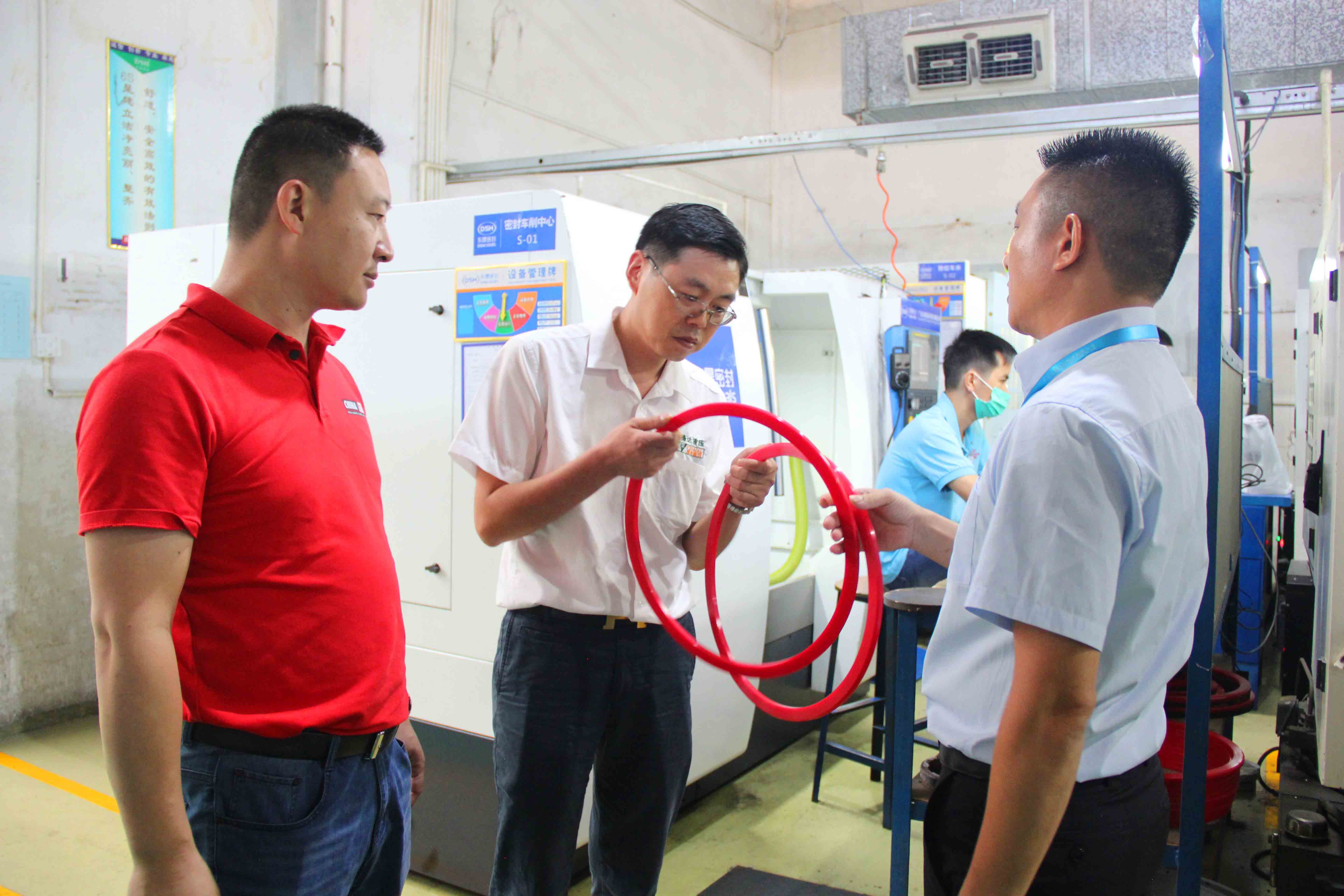 東晟密封油封制作過程