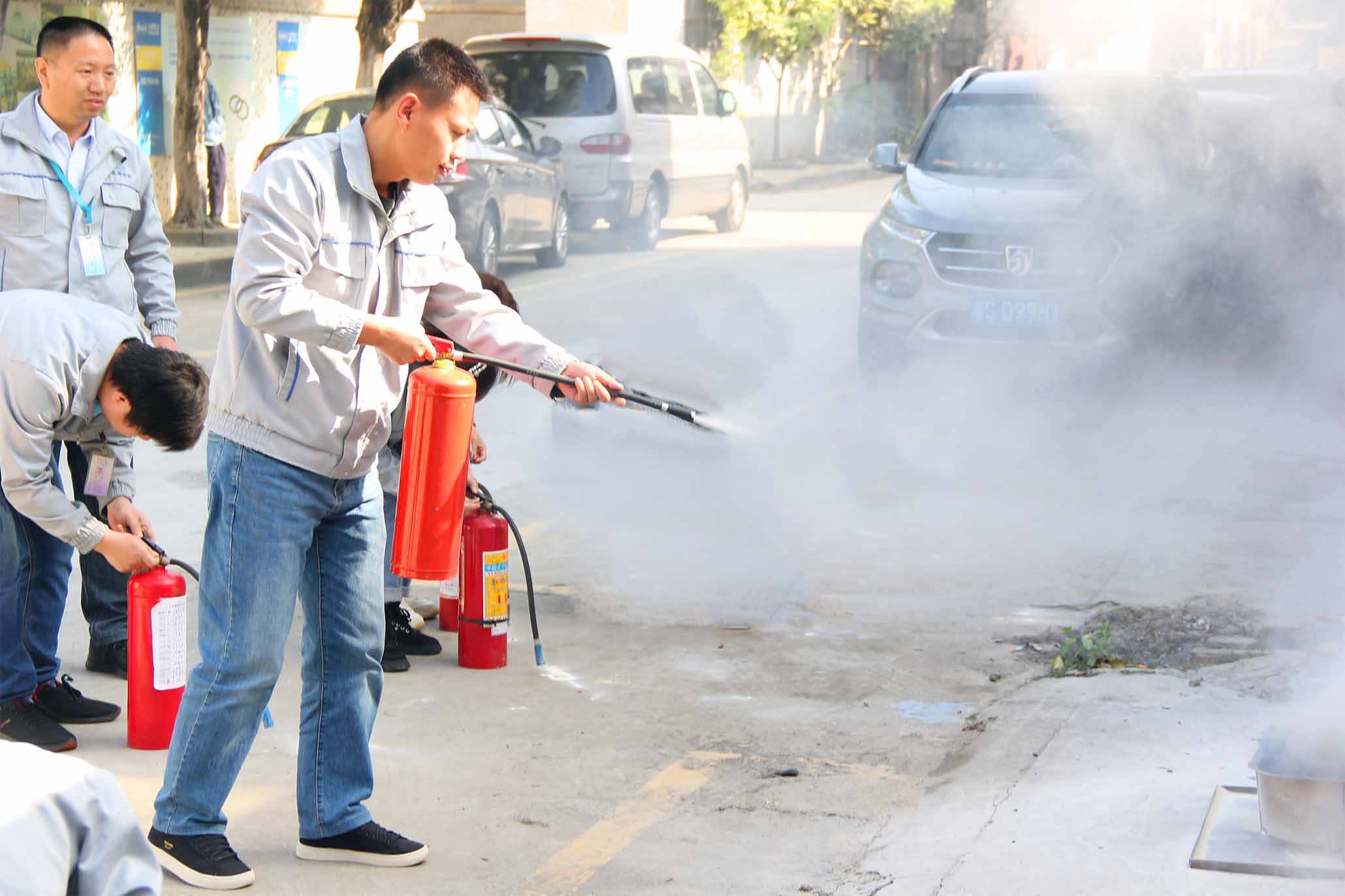 滅火實操演練 滅火實操演練